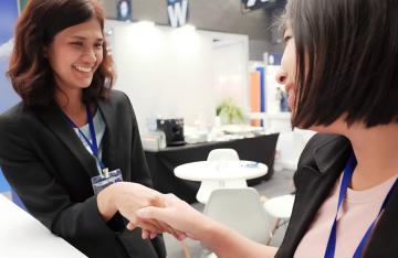 Paper Manufacturer Connects with Global Buyers at International Exhibition